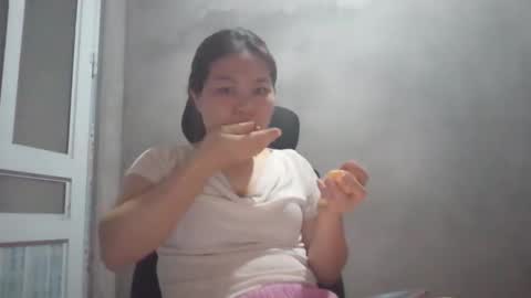 Snapshot of chupi12 chatting on April 2026 08:42:01 AM Chupi online show from April 2026 08:42:01 AM
