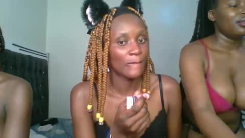 chyna_baibe online show from September 2025 06:43:02 PM