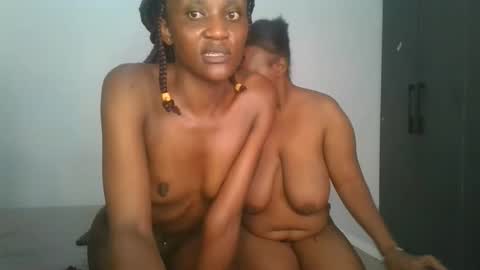 chyna_baibe online show from October 2025 05:33:01 PM