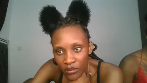 chyna_baibe online show from November 2025 05:23:02 PM
