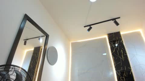 ...   ... online show from February 2026 04:00:02 AM