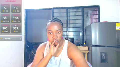 Snapshot of ciaraebonyxxx chatting on April 2026 08:15:01 AM ciaraebonyxxx online show from April 2026 08:15:01 AM
