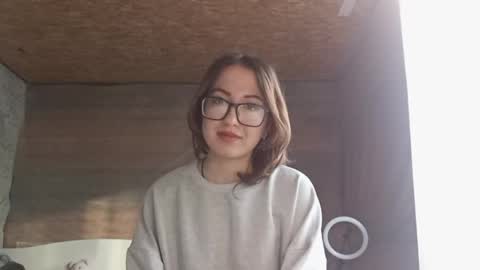 Snapshot of cicelyphaup chatting on May 2026 11:40:01 AM Olivia online show from May 2026 11:40:01 AM