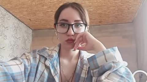 Snapshot of cicelyphaup chatting on June 2026 09:57:02 AM Olivia online show from June 2026 09:57:02 AM
