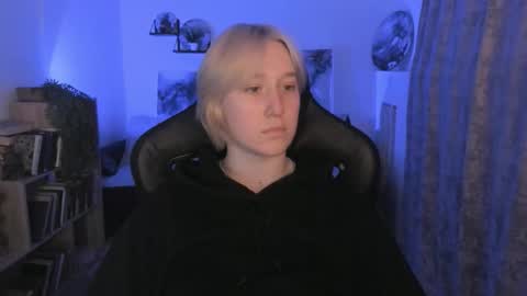 Cin Bellamy online show from December 2025 05:56:02 AM