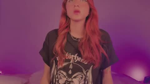 Sofi Eva and Mey online show from November 2025 04:05:01 PM