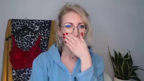 Cinderella online show from April 2026 05:36:01 AM