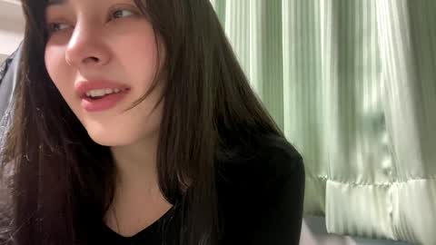 Snapshot of cindieknous chatting on May 2026 11:45:02 PM Lin online show from May 2026 11:45:02 PM