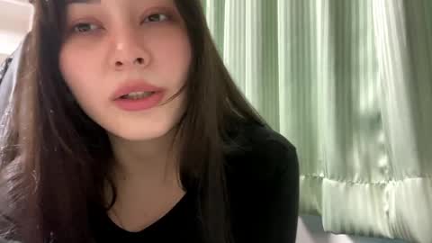 Snapshot of cindieknous chatting on May 2026 12:18:01 AM Lin online show from May 2026 12:18:01 AM