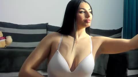 Cindy online show from February 2026 07:51:01 PM