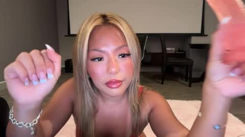 Snapshot of cindyxxchen chatting on August 2026 02:55:02 AM Cindy online show from August 2026 02:55:02 AM
