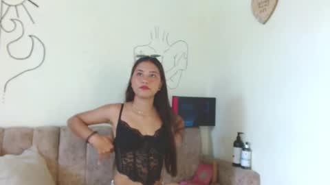 cinna__ online show from October 2025 04:18:01 PM