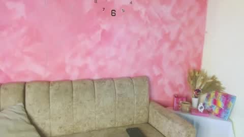 cinna__ online show from June 2026 09:09:01 PM