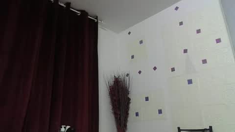 cinthia2525 online show from January 2025 02:34:01 PM