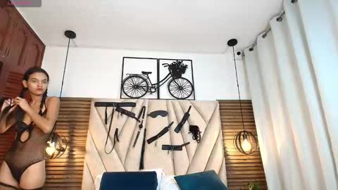 cinthiabaker online show from November 2025 11:31:01 AM