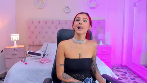 Snapshot of cintiacolins chatting on November 2025 09:36:01 PM CintiaCollins online show from November 2025 09:36:01 PM