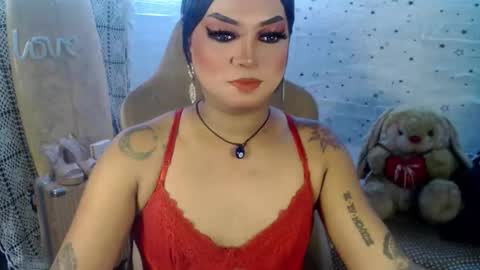 Snapshot of cj_parker69 chatting on April 2026 03:28:01 AM QUEEN CESS online show from April 2026 03:28:01 AM