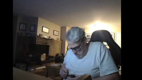 Snapshot of cjscout chatting on December 2024 08:52:02 AM cjscout online show from December 2024 08:52:02 AM