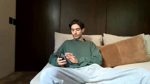 ckeefer96 online show from December 2025 06:15:01 PM