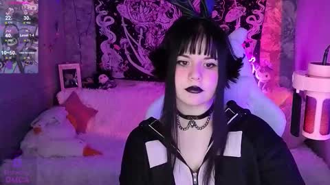 Claire Faers online show from November 2025 05:56:01 PM