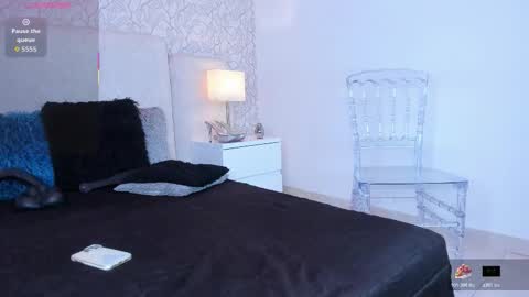 Claire Miller online show from November 2025 04:34:01 AM