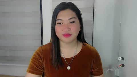 CLAIRE online show from February 2025 04:26:02 AM