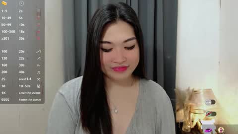 CLAIRE online show from November 2025 04:04:01 AM