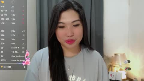 CLAIRE online show from December 2025 05:05:01 AM