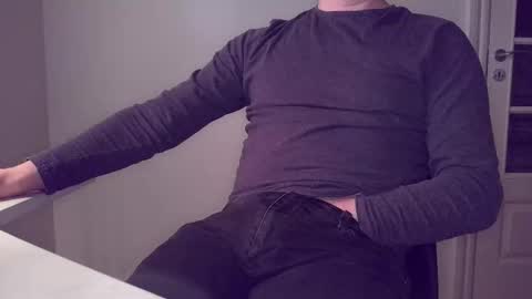 clamshive7 online show from February 2026 12:11:01 AM