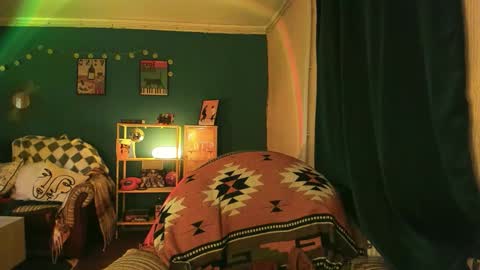 Clancy online show from October 2025 07:05:02 PM