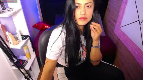 claraa luna online show from April 2026 01:42:02 AM