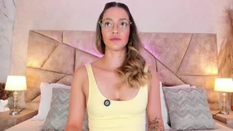Clara del mar online show from June 2026 09:24:01 AM