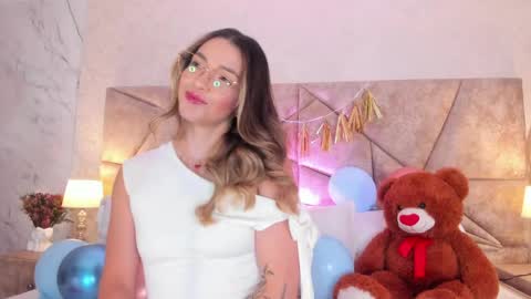 Clara del mar online show from June 2026 10:16:02 AM
