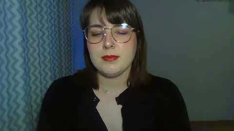 Snapshot of claralovely chatting on May 2026 05:53:02 PM Clara online show from May 2026 05:53:02 PM