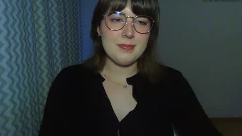 Snapshot of claralovely chatting on May 2026 05:18:02 PM Clara online show from May 2026 05:18:02 PM