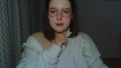 Snapshot of claralovely chatting on May 2026 08:25:01 PM Clara online show from May 2026 08:25:01 PM