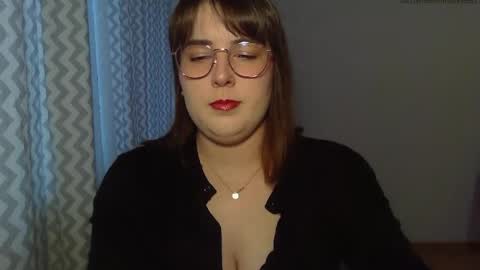 Snapshot of claralovely chatting on May 2026 05:41:01 PM Clara online show from May 2026 05:41:01 PM