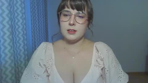Snapshot of claralovely chatting on June 2026 05:56:02 PM Clara online show from June 2026 05:56:02 PM
