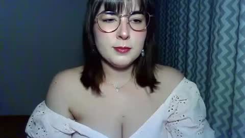 Snapshot of claralovely chatting on July 2026 07:10:02 PM Clara online show from July 2026 07:10:02 PM