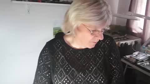 Snapshot of clarem chatting on September 2025 01:05:01 PM clare nylons online show from September 2025 01:05:01 PM