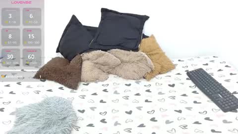 Snapshot of clarissa_klauss chatting on October 2025 04:08:01 PM Clarissa online show from October 2025 04:08:01 PM