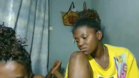 clarisse98 online show from December 2025 02:56:02 PM