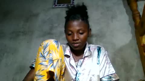 clarisse98 online show from May 2026 06:03:01 PM