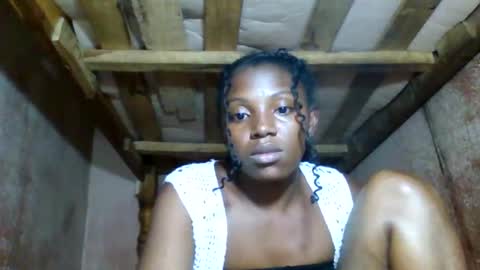 clarisse98 online show from May 2026 07:00:02 PM