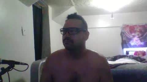clark_kent1986 online show from April 2026 12:55:02 PM