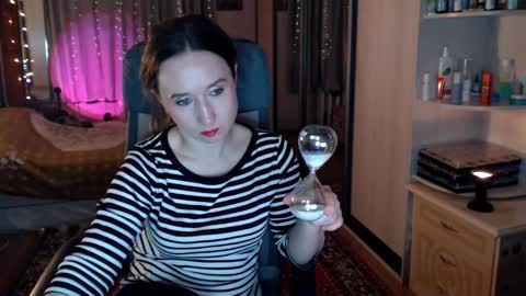 classyinna online show from January 2026 05:04:01 PM