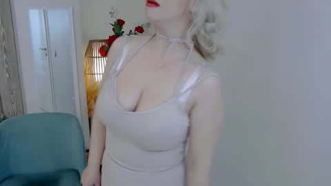 Snapshot of classytinna chatting on April 2026 05:32:01 AM Classy Tinna online show from April 2026 05:32:01 AM