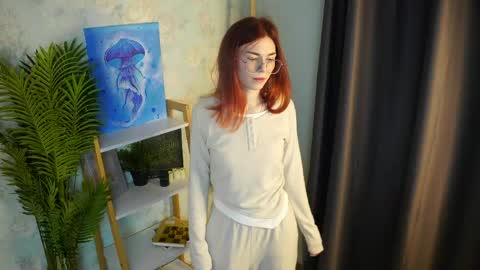 Wendy  DONT FORGET GIVE ME THUMBS UP online show from April 2026 04:12:02 PM