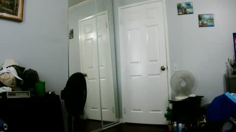 Claudia online show from July 2026 04:53:02 PM