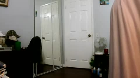 Claudia online show from July 2026 03:48:02 PM